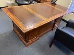 Used Desk Credenza Set - Classic Leather Inlay top - ITEM #:120355 - Img 4 of 8