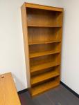 Used Bookcase - 5 Adjustable Shelves - Oak - ITEM #:245124 - Img 1 of 2