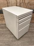 Used Mobile File Cabinet - Light Grey - ITEM #:330021 - Img 1 of 3