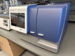 Molecular Devices SpectraMax iD5 Multi-Mode Microplate Reader w/ SoftMax Pro 7.1.2 Laptop - ITEM #:620194 - Img 2 of 13
