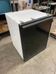 Used Refrigerator For Laboratory Use - Under counter - ITEM #:630009 - Img 2 of 4