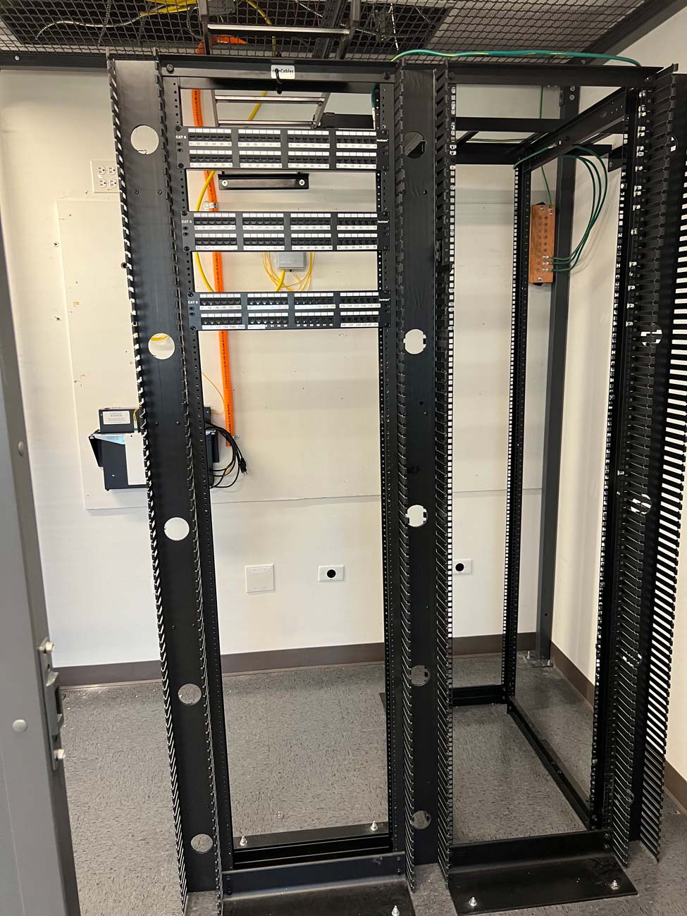Open Server Network Rack System Modular Open Frame Server Rack System - 3 Uprights with Patch Panels 665033