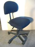 Used Used ESD Tech Chair With Black Fabric And Black Base 