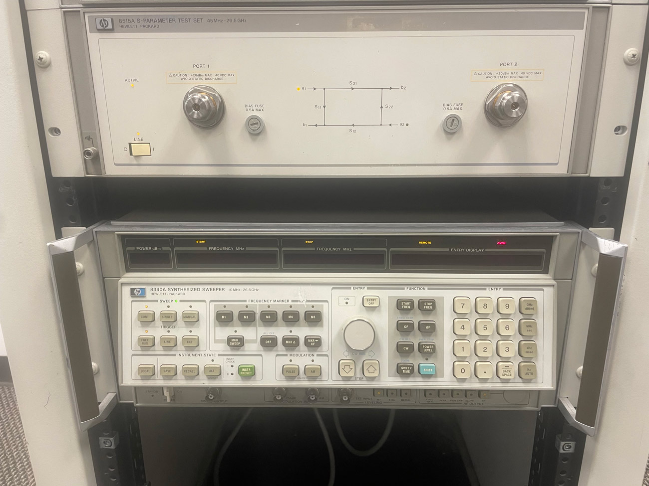 HP-8510C 85103C Vector Network Analyzer 45MHz-26.5GHz 810049 HP-8510C 85103C Vector Network Analyzer 45MHz-26.5GHz 810049