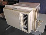 Used Air Conditioner With Remote Control - ITEM #:880008 - Img 2 of 3