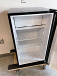 Used Magic Chef Mini Refrigerator - Stainless Front - ITEM #:880033 - Img 4 of 4