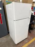Used Kenmore Refrigerator Freezer - ITEM #:880049 - Img 1 of 7