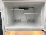 Used Hotpoint Top-Freezer Refrigerator White HTS17CBTHRWW - ITEM #:880050 - Img 4 of 6
