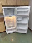 Used Hotpoint Refrigerator Freezer - HTS18GBSBRWW - ITEM #:880051 - Img 3 of 7