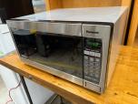 Used Panasonic Inverter Microwave NN-SN762S 1250W - ITEM #:880052 - Img 6 of 10