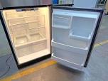 Used GE Top-Freezer Refrigerator Stainless Steel GTH18ISXARSS - ITEM #:880053 - Img 3 of 9