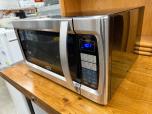 Used Oster 1100W Countertop Microwave Oven Stainless Steel - ITEM #:880054 - Img 2 of 5