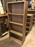 Used Bookcase with veneer oak finish - 72H 